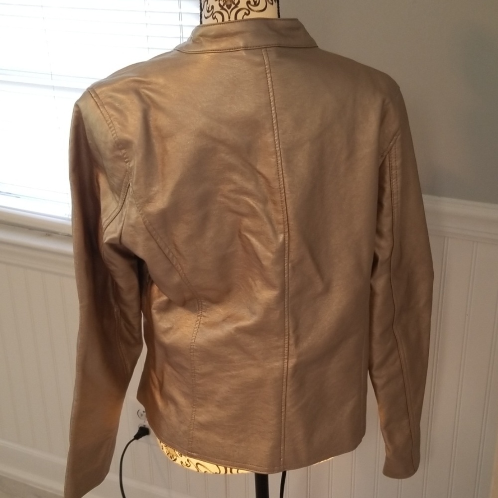 Ladies Jacket - image 3